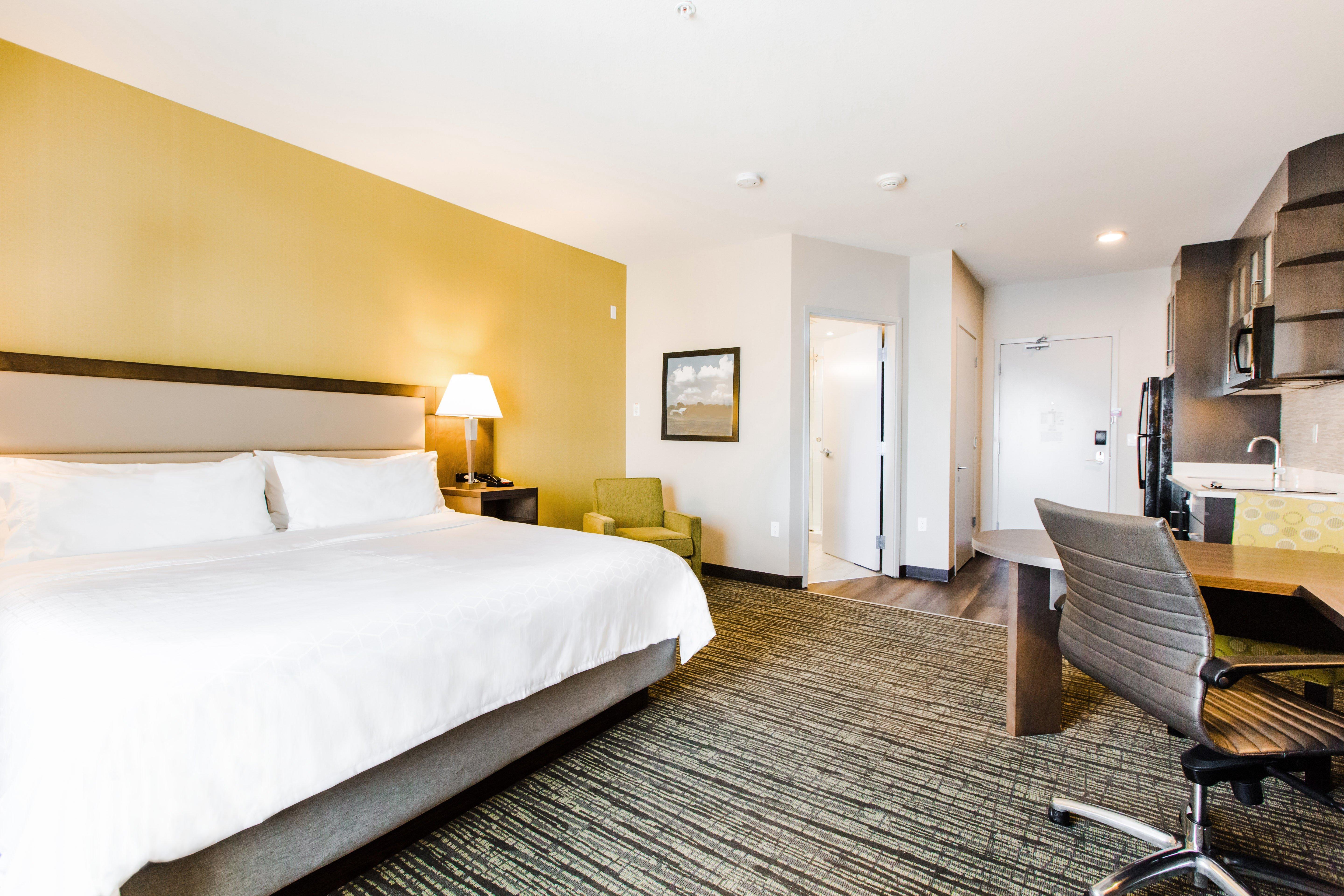 Candlewood Suites West Edmonton - Mall Area By Ihg Exterior photo