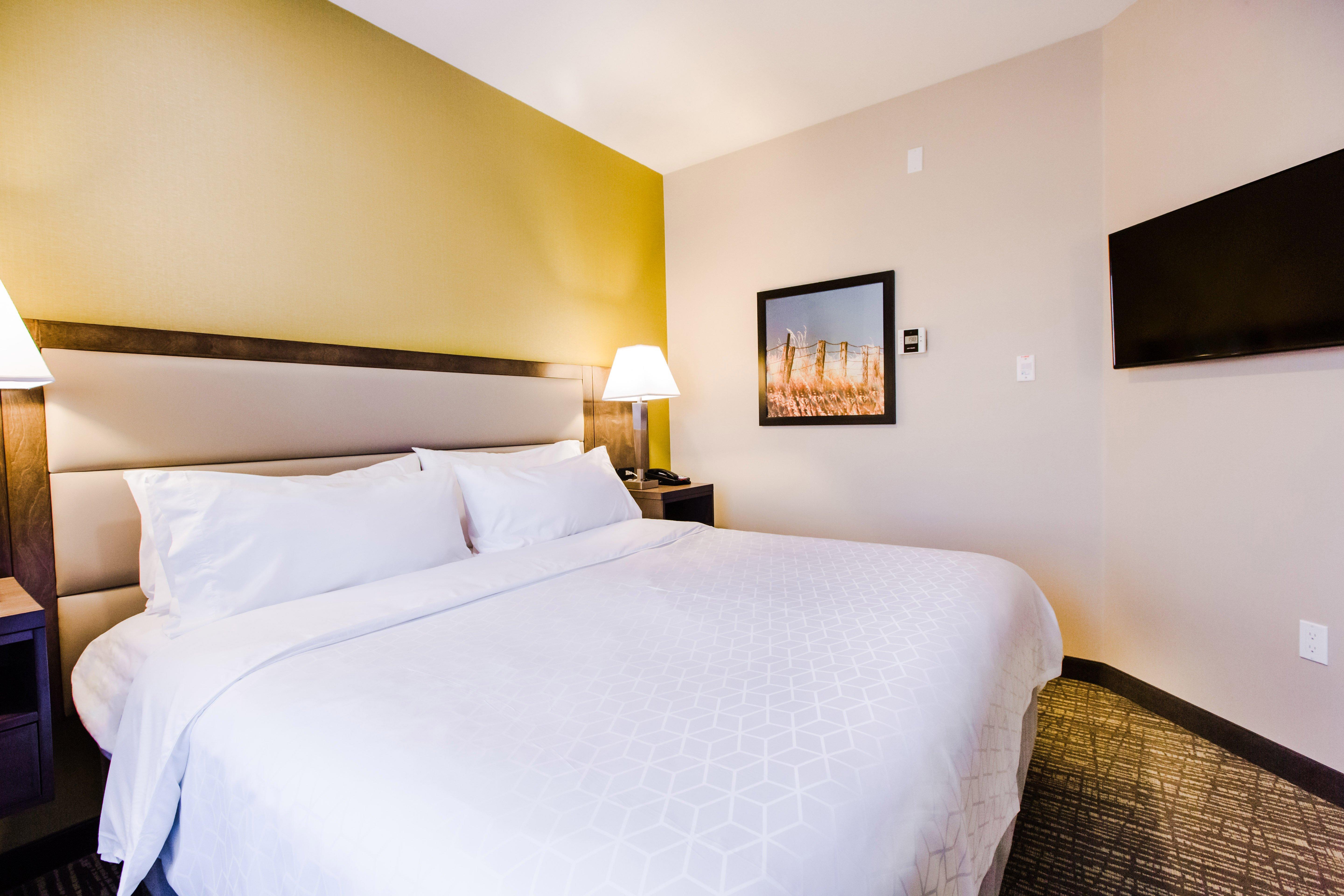 Candlewood Suites West Edmonton - Mall Area By Ihg Exterior photo