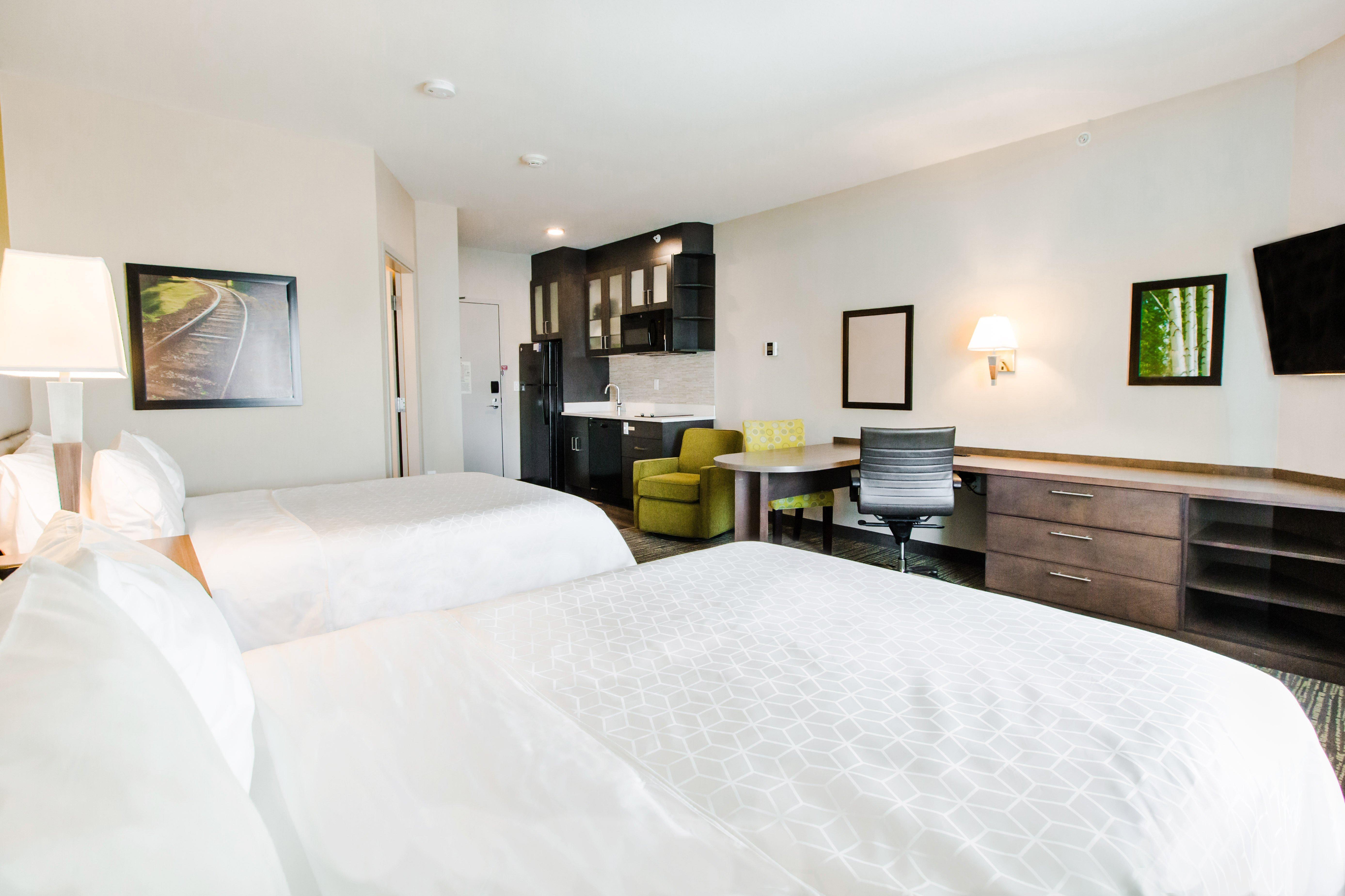 Candlewood Suites West Edmonton - Mall Area By Ihg Exterior photo