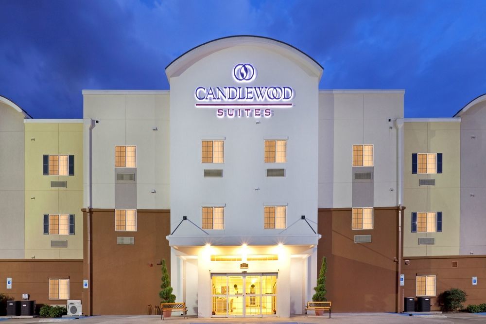 Candlewood Suites West Edmonton - Mall Area By Ihg Exterior photo